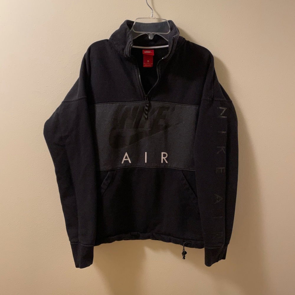 Nike air medium men’s half zip sweater